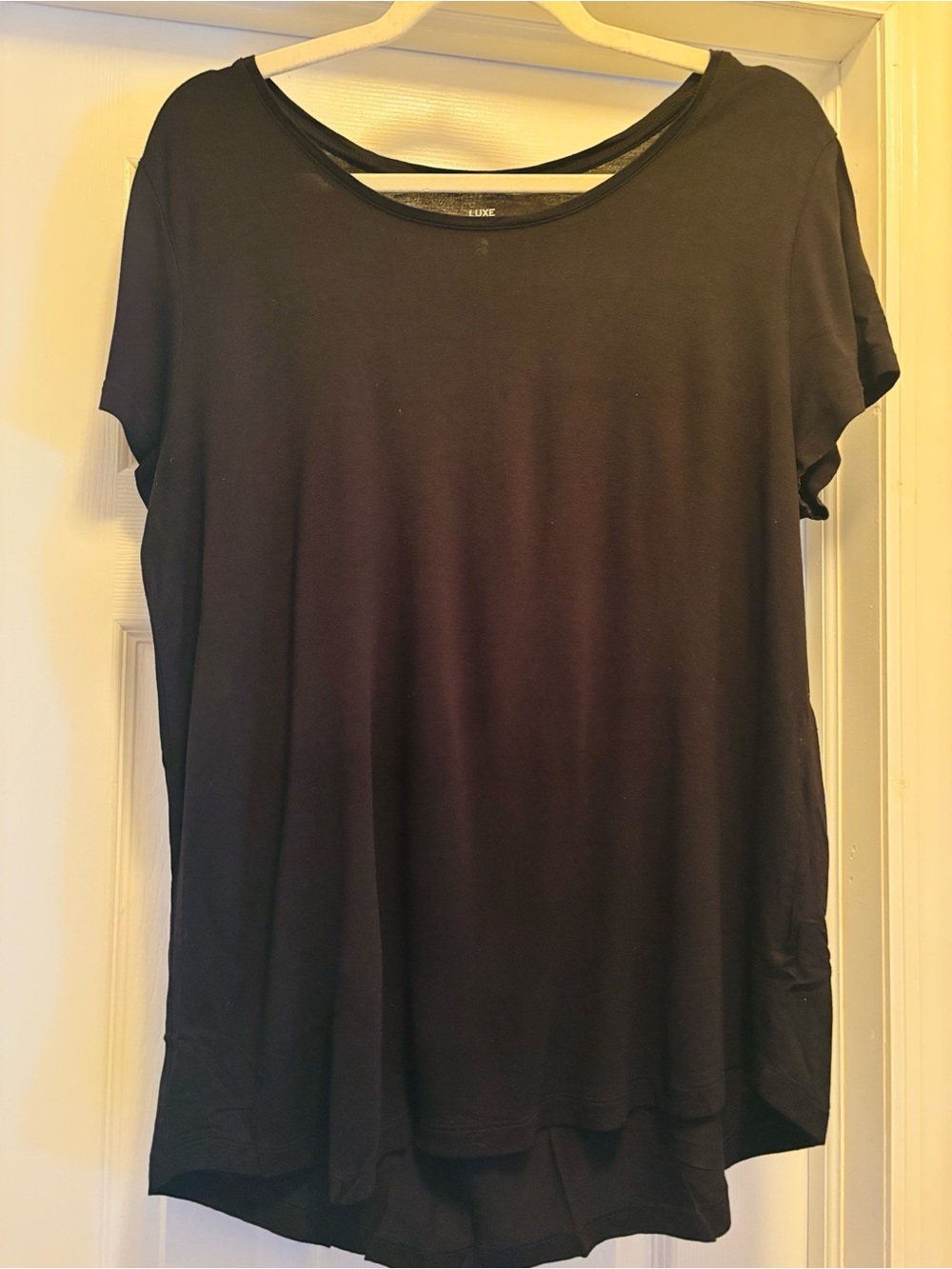 Gently used, GAP Luxe Women's Black Short Sleeve Crew Neck Top 🖤